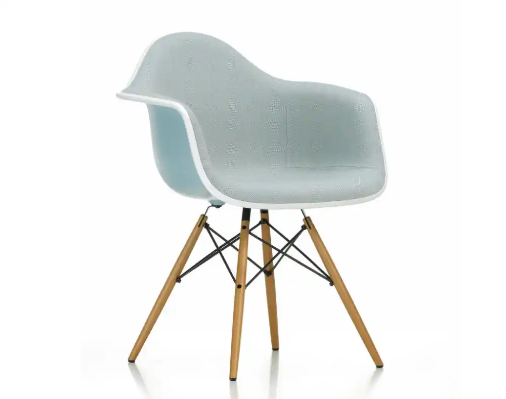 Víkendová Akce Židle Eames DAW, celopolstrovaná