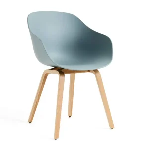 Židle AAC 222 Lacquered Oak Veneer, dusty blue Víkendová Akce