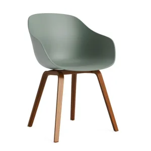 Židle AAC 222 Lacquered Walnut Veneer, fall green Novinka