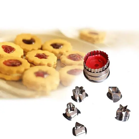 Vykrajovátka na cukroví 7 tvarů Originální