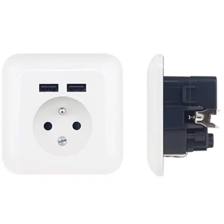 Zásuvka domovní s USB FRENCH 250V/16A Autentický