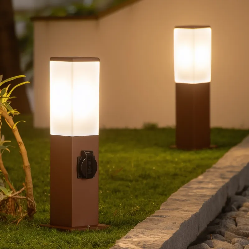 Levný Brilagi - Venkovní lampa se 2 zásuvkami SCHUKO NOVA 1xE27/15W/230V 40 cm IP44 hnědá