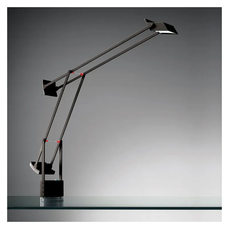 Artemide Tizio Led, designová černá stolní LED lampa s dotykovým stmívačem., 1x8W LED, 119 cm Originální