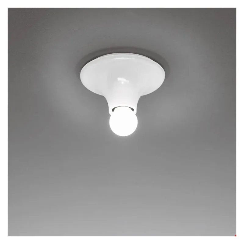 Tovární Cena Artemide Teti, bílé nástěnné/stropní svítidlo s přiznanou žárovkou, 1x28W E27, prům. 14cm