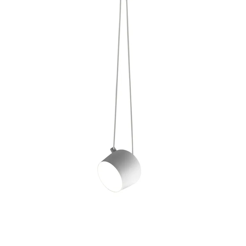 Vysoce Kvalitní Flos Aim small, bílé závěsné svítidlo pro připojení do stropní rozety, 12W LED 2700K, prům. 17cm