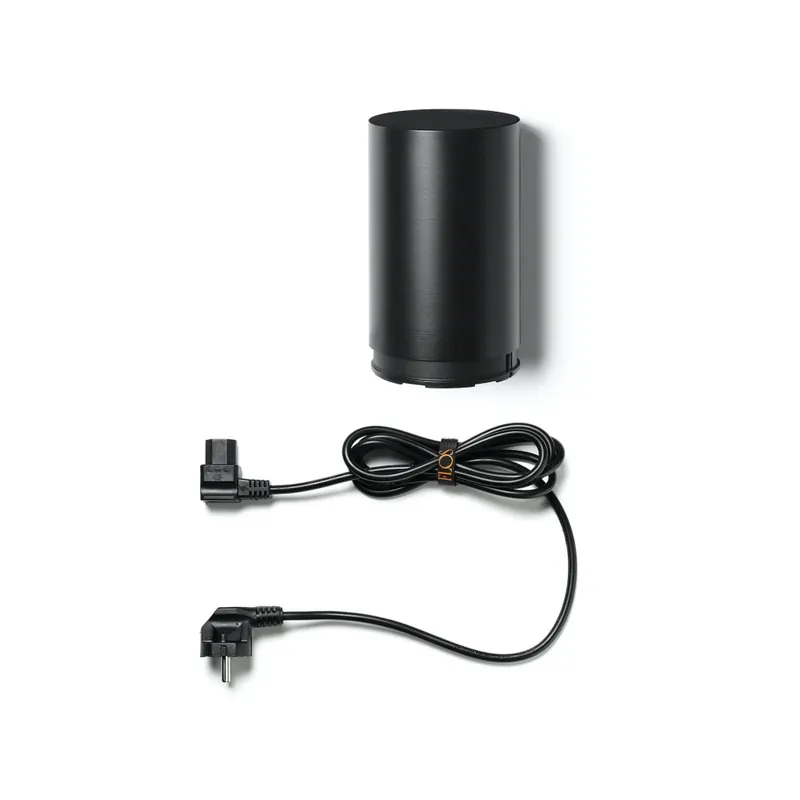 Aktuální Flos String Light, připojení do zásuvky, černá
