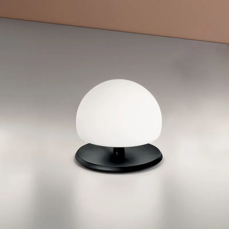 Must-Have Fabas Morgana, dotyková stolní lampa černý kov/mléčné sklo, 1xG9 33W, průměr 15cm